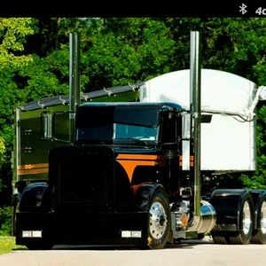 Meet your Posher, Jeremy